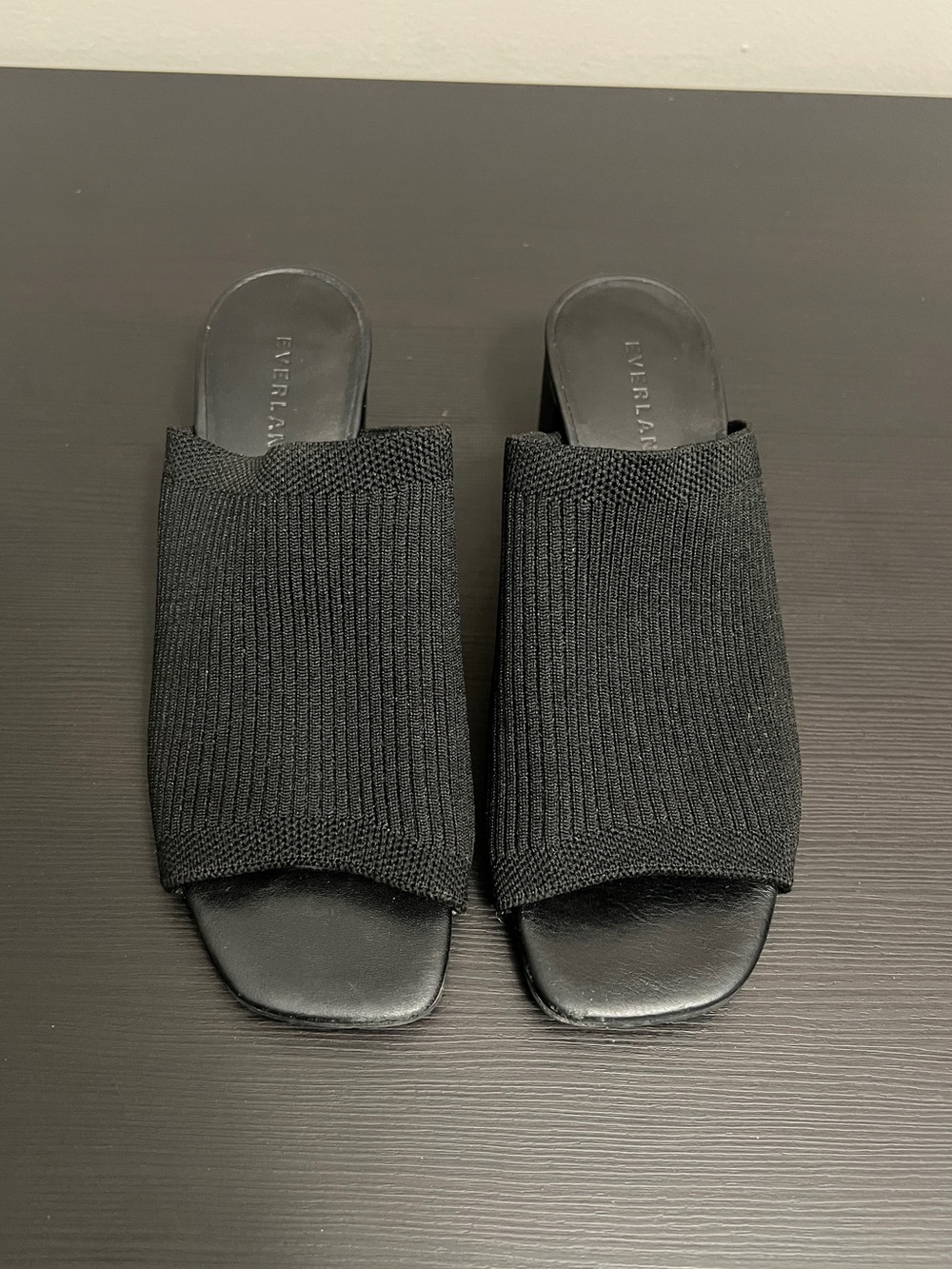 Everlane The Glove Mule in Reknit Size 6.5 Black Heel Sandal Neutral - Picture 8 of 15